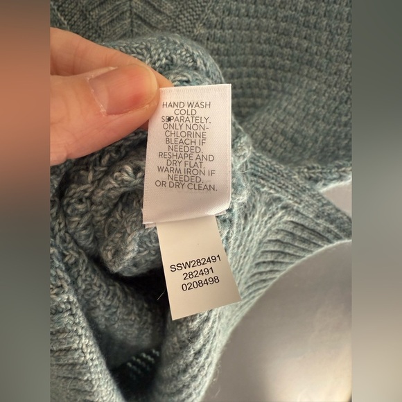 J Jill Womens Blue Cable Knit Sweater Vest SZ SM V Neck Slit Hem Layering Preppy - Picture 5 of 8